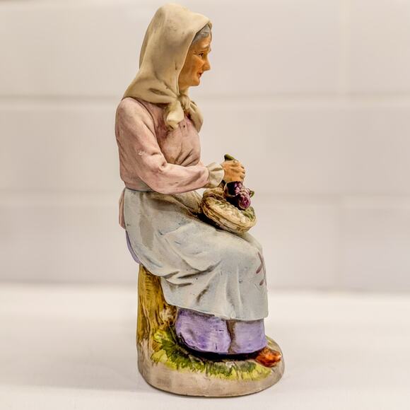 1960’s Vintage Homco Woman with Grapes Figurine, #1433, Farmyard Collection, 8”H - Picture 9 of 10